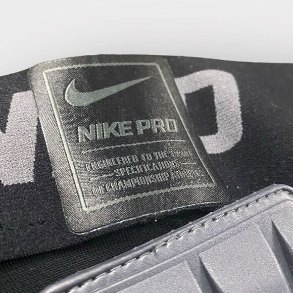 Nike Pro Hyperstrong Impact Football 3/4 Compression Pants size XXL AO6238-010 - Picture 7 of 10